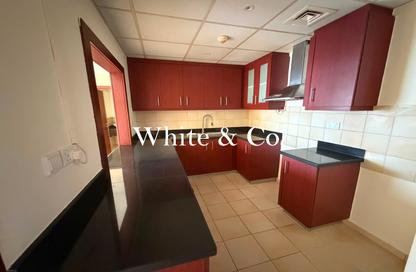 Apartment - 2 Bedrooms - 3 Bathrooms for rent in Rimal 3 - Rimal - Jumeirah Beach Residence - Dubai