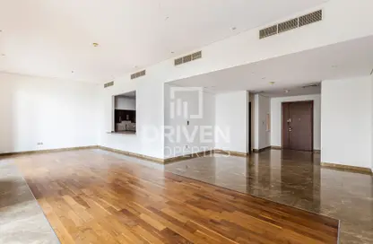 Apartment - 3 Bedrooms - 4 Bathrooms for sale in Dream Palm Residence - The Crescent - Palm Jumeirah - Dubai Apartment - 3 Bedrooms - 4 Bathrooms for sale in Dream Palm Residence - The Crescent - Palm Jumeirah - Dubai