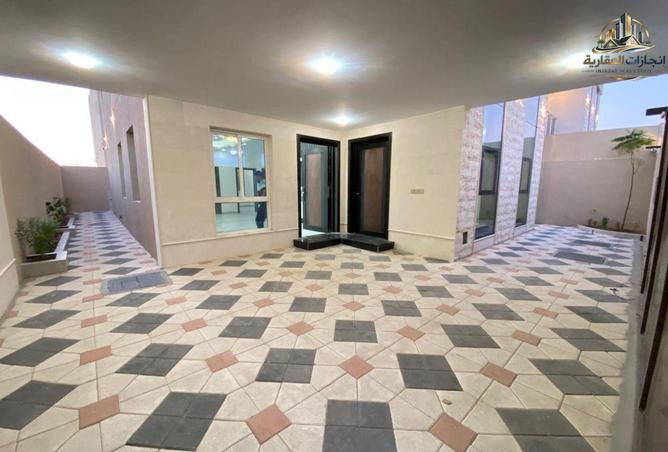 81537333 - Property Image 2