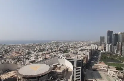 Apartment - 2 Bedrooms - 2 Bathrooms for rent in Al Khan Corniche - Al Khan - Sharjah