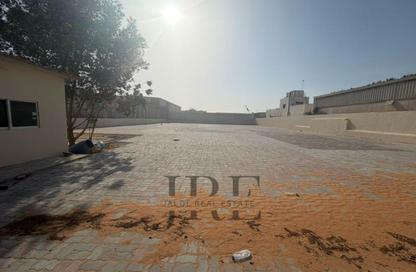 Warehouse - Studio - 1 Bathroom for rent in Al Sajaa Industrial - Al Sajaa - Sharjah