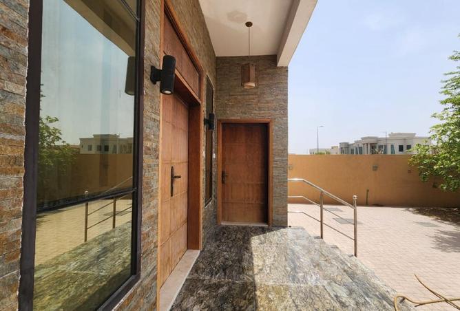 92279366 - صورة العقار 3