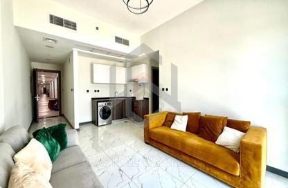 Apartment - 2 - 2 for rent in Rukan Tower - Rukan - Dubai