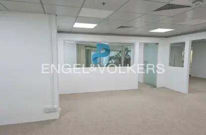 مكتب - استوديو - 1 حمام للايجار في فندق فيرمونت - شارع الشيخ زايد - دبي