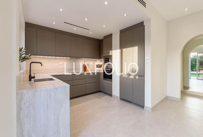 104244940 - Property Image 2