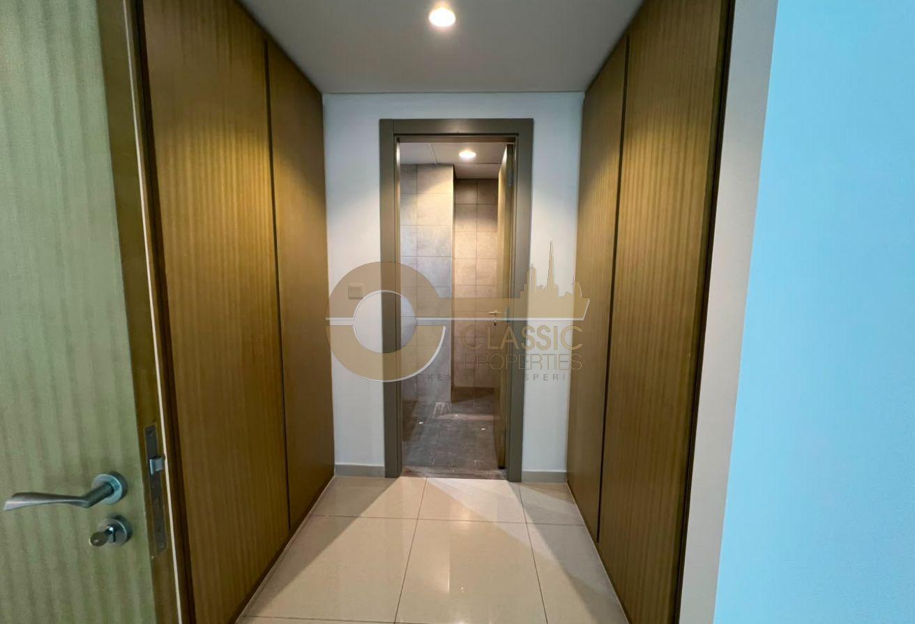 MID FLOOR | READY TO MOVE IN | POOL VIEW photo 6