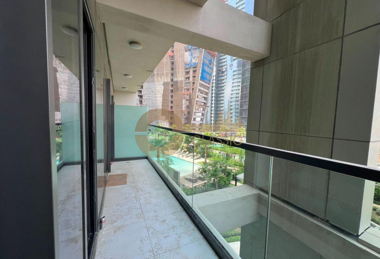 MID FLOOR | READY TO MOVE IN | POOL VIEW photo 8
