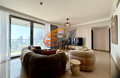 Apartment - 3 Bedrooms - 3 Bathrooms for rent in Boulevard Point - Downtown Dubai - Dubai