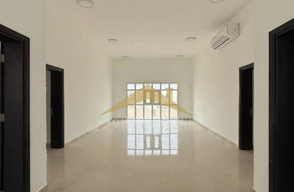 Villa - 5 Bedrooms - 6 Bathrooms for rent in Al Riffa - Ras Al Khaimah