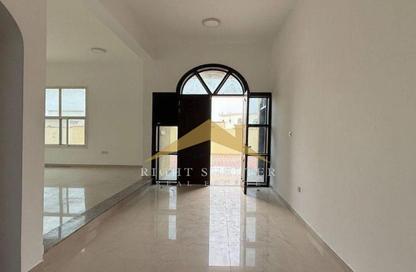 Villa - 5 Bedrooms - 6 Bathrooms for rent in Al Riffa - Ras Al Khaimah