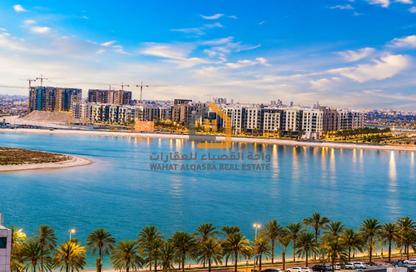 Apartment - 1 Bedroom - 2 Bathrooms for rent in Al Khan Lagoon Tower - Al Khan Lagoon - Al Khan - Sharjah