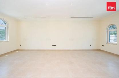 Villa - 4 - 4 for sale in District 5 - Jumeirah Park - Dubai Villa - 4 - 4 for sale in District 5 - Jumeirah Park - Dubai