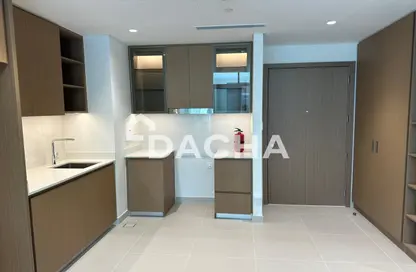 شقة - غرفة نوم - 1 حمام للايجار في سيدار في كريك بيتش مبنى 2 - سيدار - جريك بيتش - مرسى خور دبي - دبي