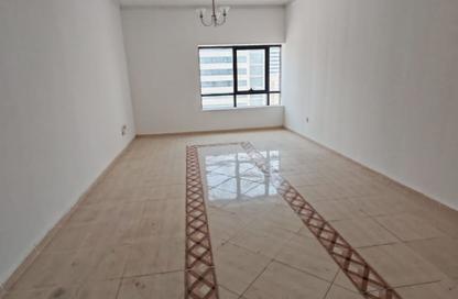 Apartment - 2 - 2 for rent in Al Taawoon Tower 1 - Al Taawoon Towers - Al Khan - Sharjah