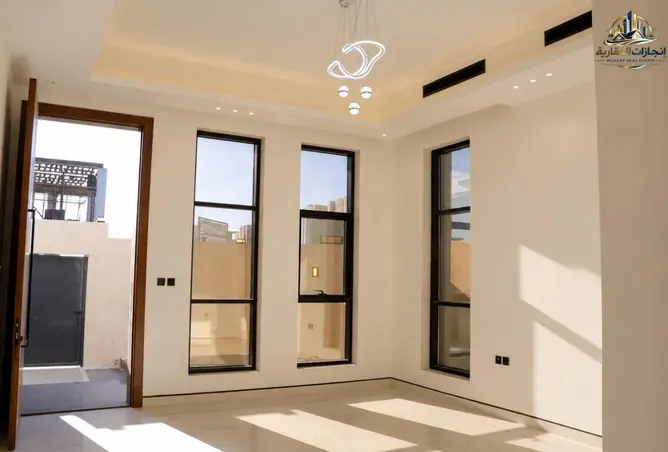 157789083 - Property Image 2