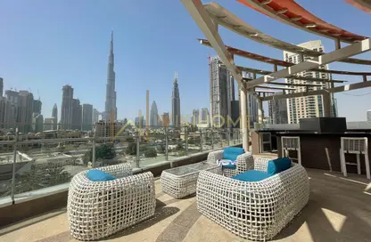 شقة - غرفة نوم - 2 حمامات للايجار في داماك ميزون ذا ديستنكشن - وسط مدينة دبي - دبي