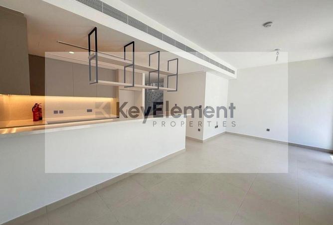 94032137 - Property Main Image