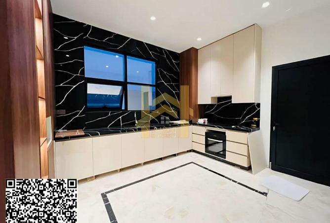 83676200 - Property Image 3