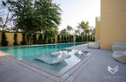Villa - 5 Bedrooms - 5 Bathrooms for sale in Meadows 1 - Meadows - Dubai