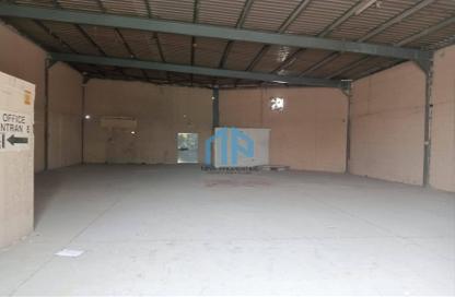 Warehouse - Studio - 2 for rent in Ras Al Khor Industrial 1 - Ras Al Khor - Dubai