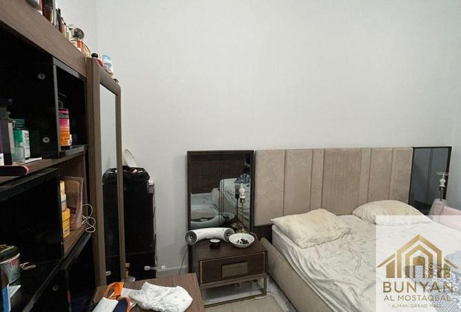 77400210 - Property Image 3