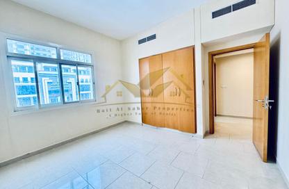 Apartment - 2 - 2 for rent in Al Mina - Bur Dubai - Dubai Apartment - 2 - 2 for rent in Al Mina - Bur Dubai - Dubai