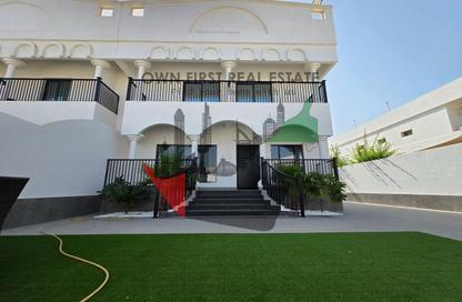 Villa - 5 Bedrooms - 7 Bathrooms for rent in Jumeirah 3 Villas - Jumeirah 3 - Jumeirah - Dubai
