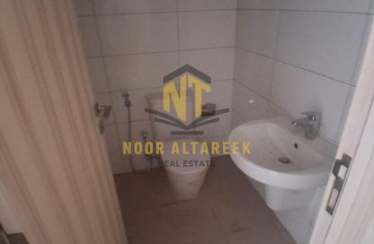 Shop - Studio - 2 for rent in Muweileh Community - Muwaileh Commercial - Sharjah