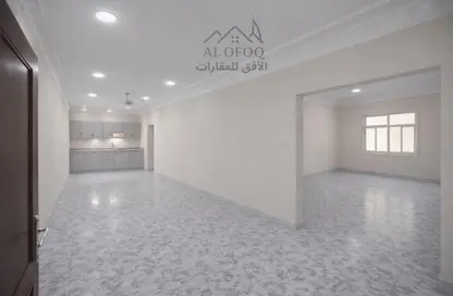 Office Space - 1 Bedroom - 2 Bathrooms for rent in Al Yasmeen 1 - Al Yasmeen - Ajman