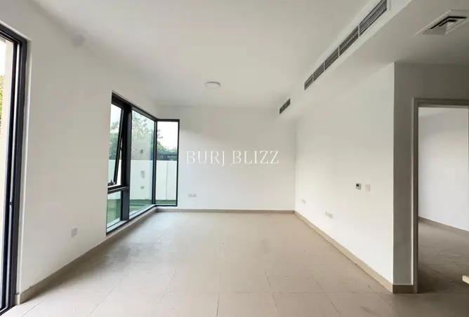 152353404 - Property Image 2