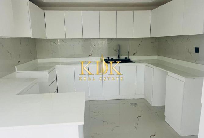 128350677 - Property Image 3
