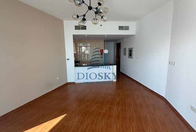 125181999 - Property Image 2