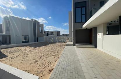Townhouse - 4 Bedrooms - 4 Bathrooms for sale in Greenviews 2 - EMAAR South - Dubai South (Dubai World Central) - Dubai