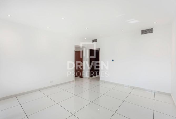 68666658 - Property Image 3