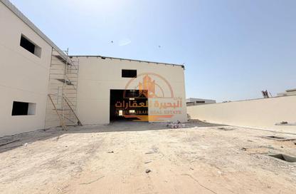 Warehouse - Studio - 2 Bathrooms for rent in Al Sajaa Industrial - Al Sajaa - Sharjah
