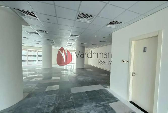 82805453 - صورة العقار 3