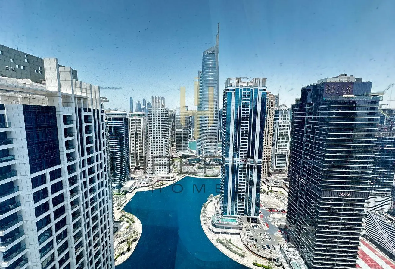 105964379 - Property Main Image