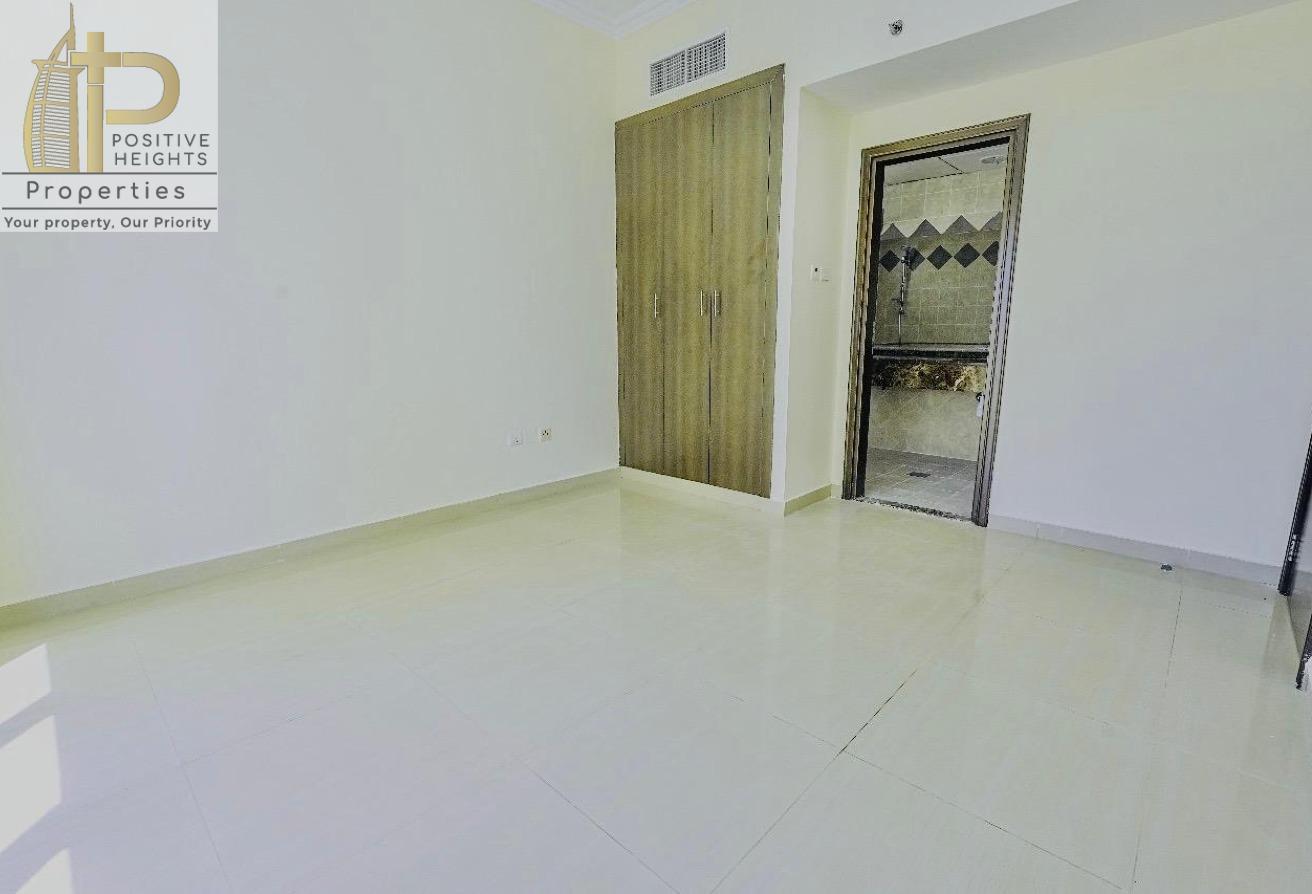 Best Unit | Huge Size | Close to MOE | Family BLDG photo 6