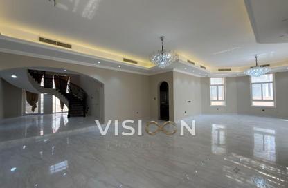 Villa - 5 - 7 for rent in Al Aweer 1 - Al Aweer - Dubai Villa - 5 - 7 for rent in Al Aweer 1 - Al Aweer - Dubai
