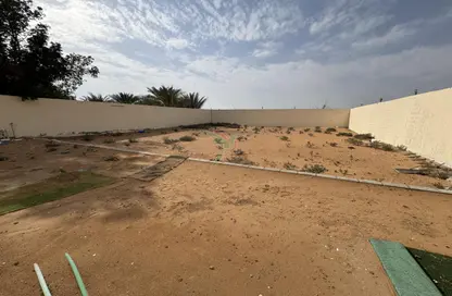 فيلا - 4 غرف نوم - 5 حمامات للايجار في الدفينة - عشارج - العين