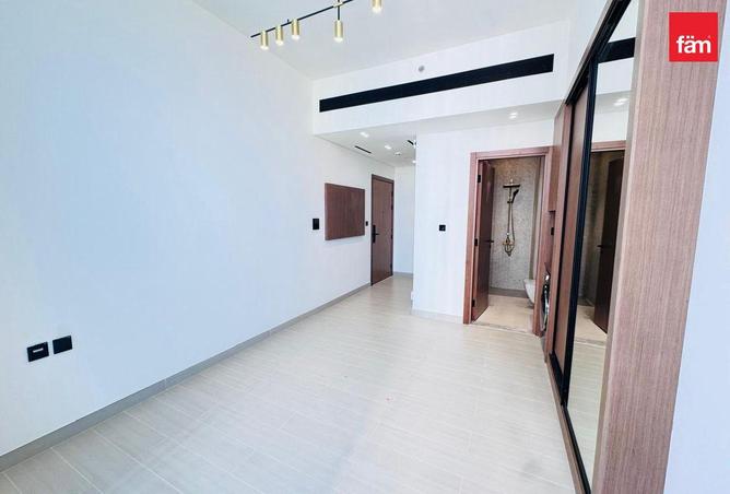 71493880 - صورة العقار 2