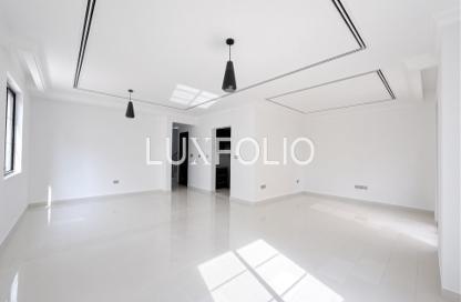 Villa - 5 - 5 for rent in Casa - Arabian Ranches 2 - Dubai