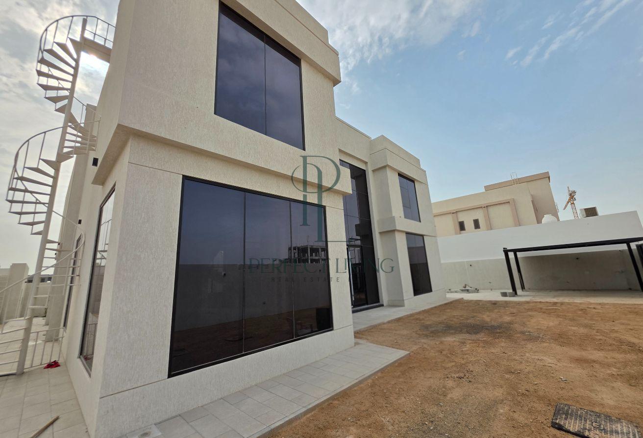 Modern Living | Brand New Villa | Luxury Finishes photo 4