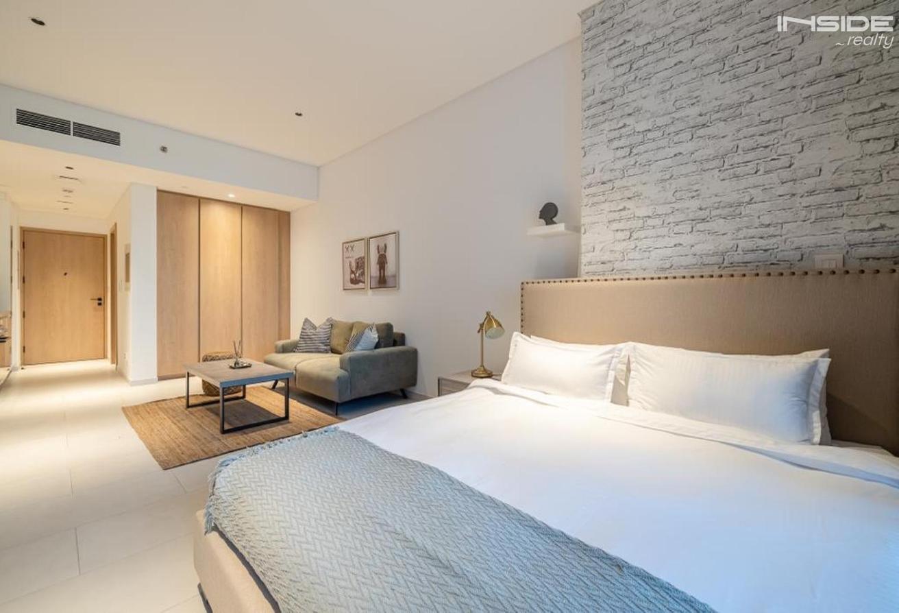 Furnished | Premium Amenities | Best Location photo 5