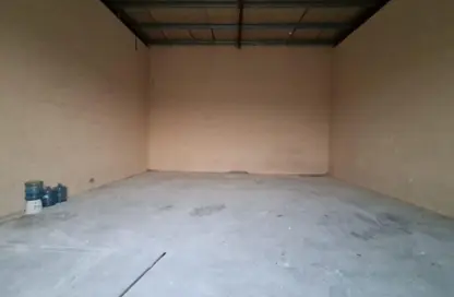 مستودع - استوديو - 1 حمام للايجار في 18 المنطقة الصناعية رقم - المنطقة الصناعية بالشارقة - الشارقة