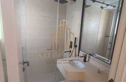 Apartment - 3 Bedrooms - 3 Bathrooms for sale in Al Majaz 2 - Al Majaz - Sharjah Apartment - 3 Bedrooms - 3 Bathrooms for sale in Al Majaz 2 - Al Majaz - Sharjah