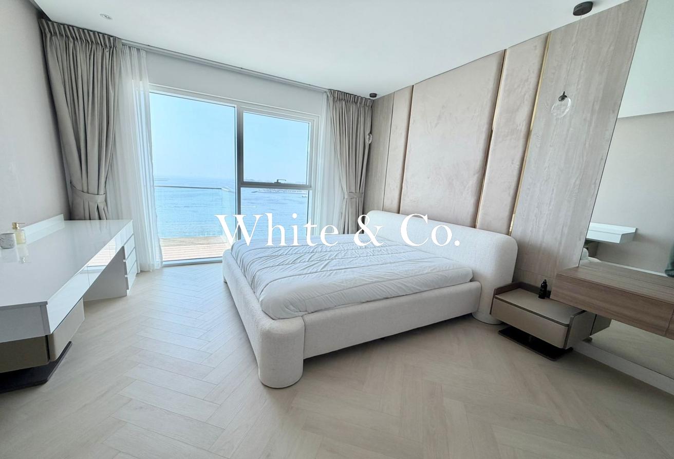 Full Sea View | Upgraded | Fully Furnished photo 9