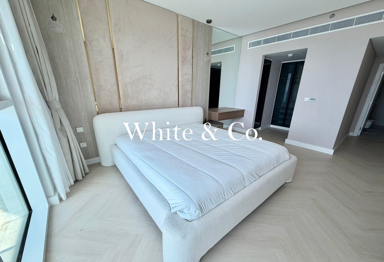 Full Sea View | Upgraded | Fully Furnished photo 12