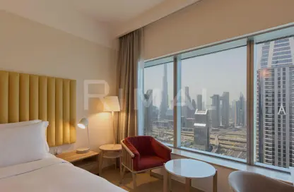 شقة - 2 غرف نوم - 3 حمامات للايجار في المركز المالي برج السلام - شارع الشيخ زايد - دبي