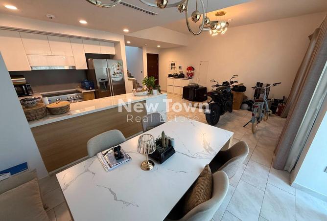 104680992 - Property Image 2